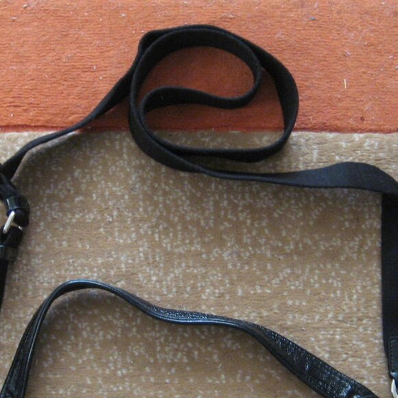 Authentic COACH Poppy Moonlight Crossbody Signature Bag, Black Gray #17047 - Picture 5 of 13